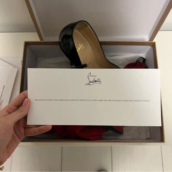 Louboutin Black heels 👠 - Picture 4 of 4